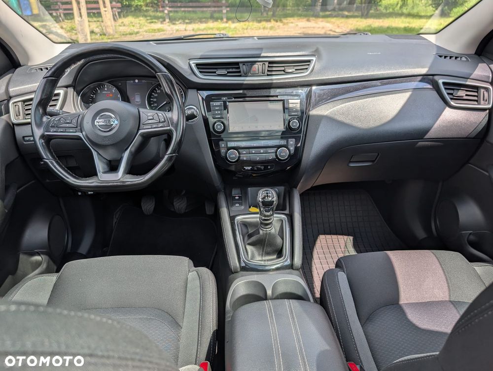 Nissan Qashqai 1.3 DIG-T N-Connecta - 21