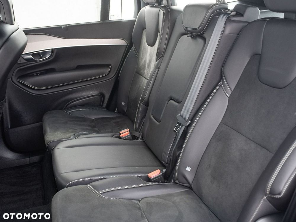 Volvo XC 90 B5 D AWD R-Design - 25