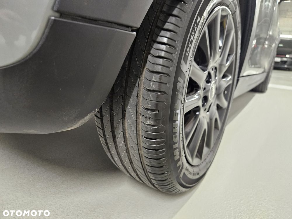 MINI Cooper Standard - 11