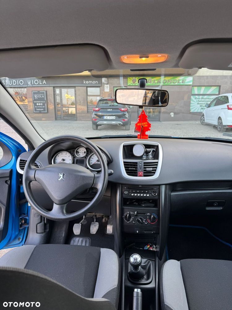 Peugeot 207 - 7