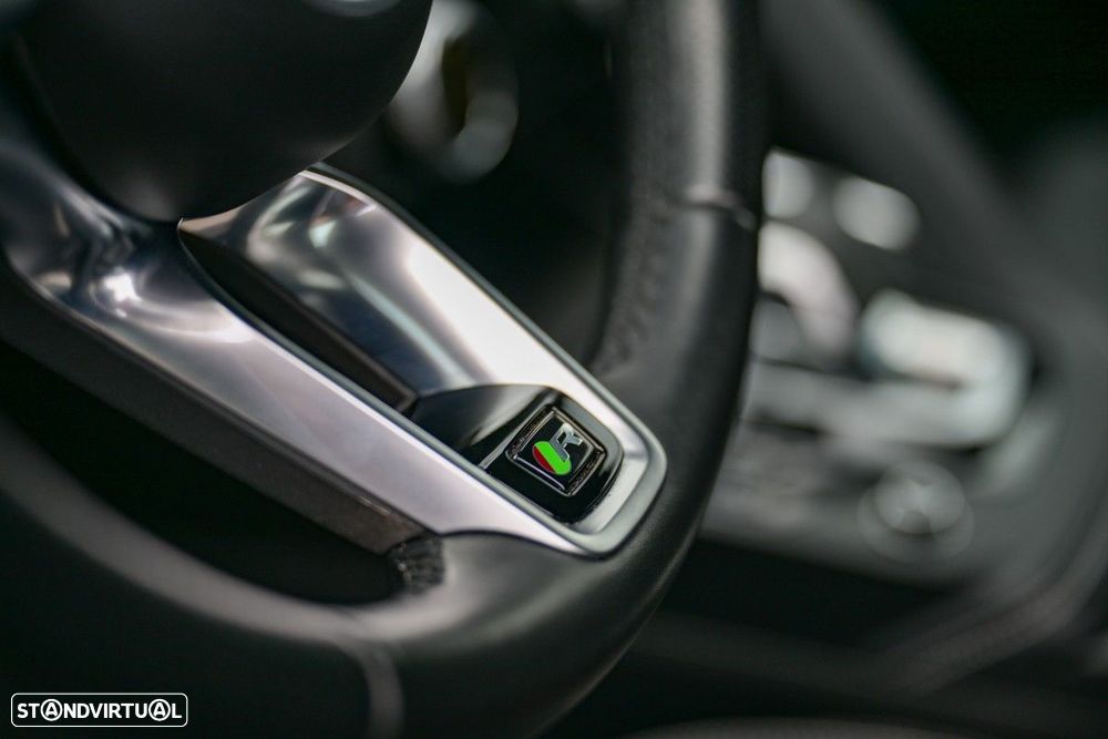 Jaguar E-Pace — fotografia 18
