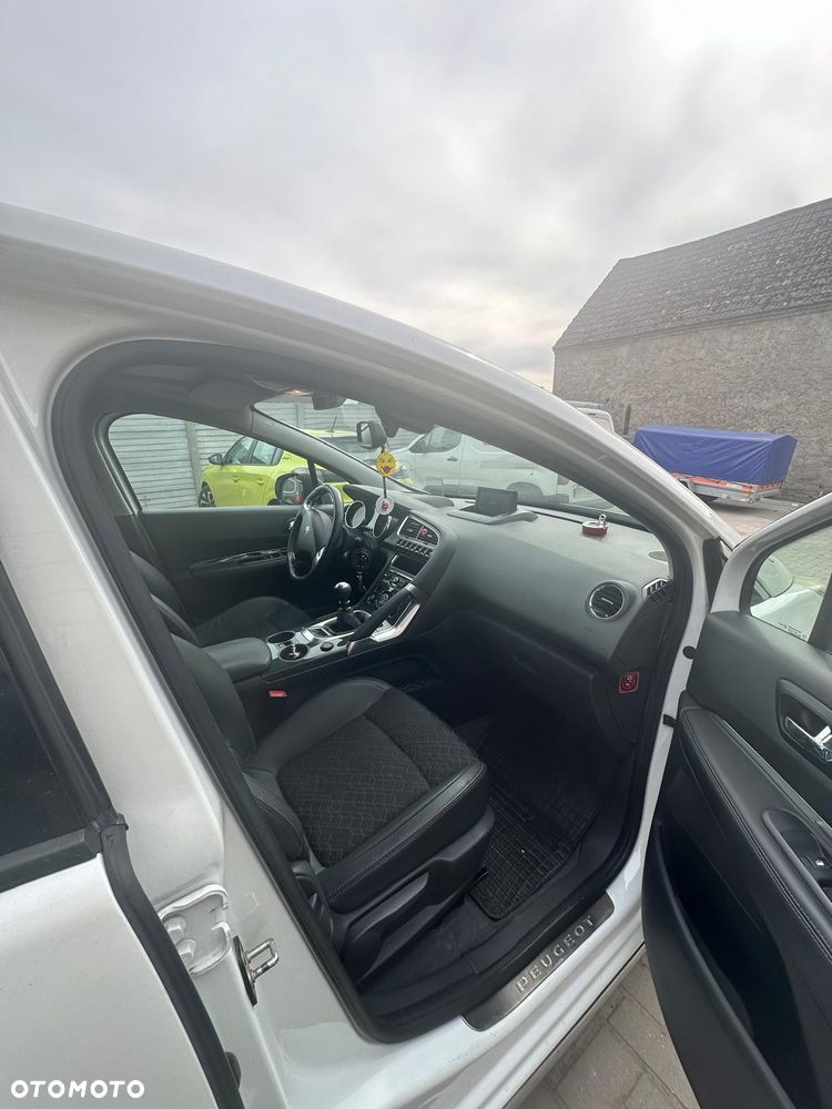 Peugeot 3008 1.6 HDi Active - 6