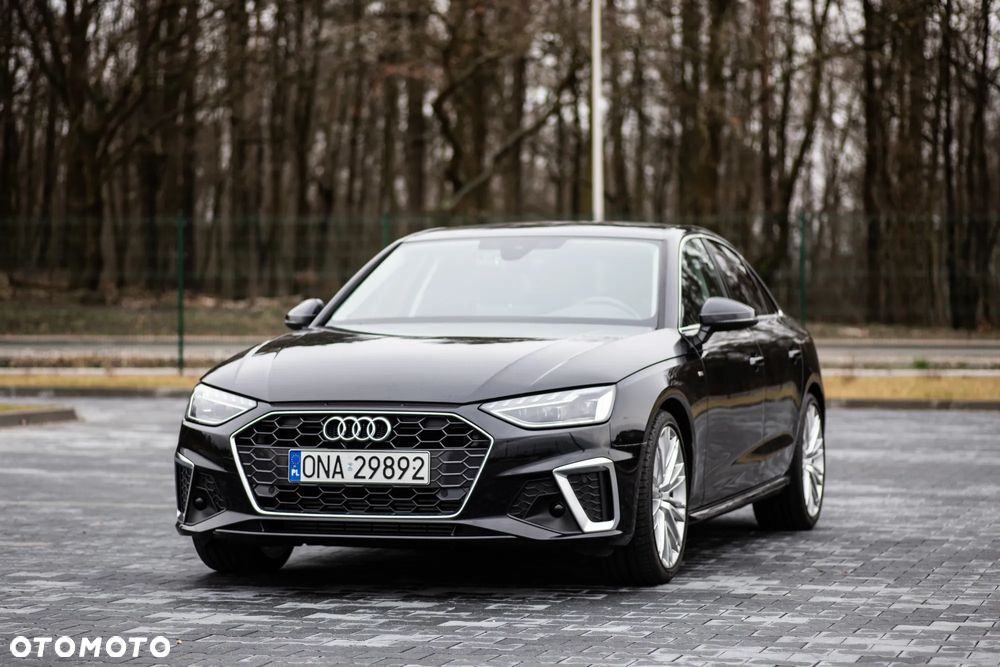 Audi A4 Limousine - 1