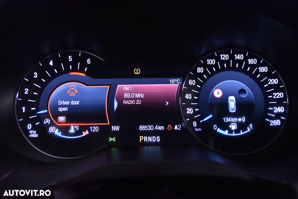Ford Edge - 10