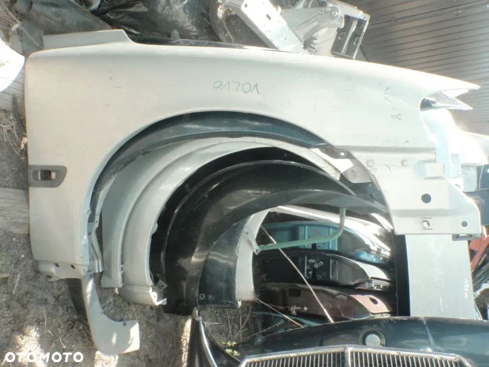 błotnik volvo s60 v70 xc70 oryginal bez rdzy - 2