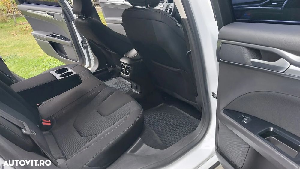 Ford Mondeo 1.5 TDCi ECOnetic Start-Stopp Titanium - 19