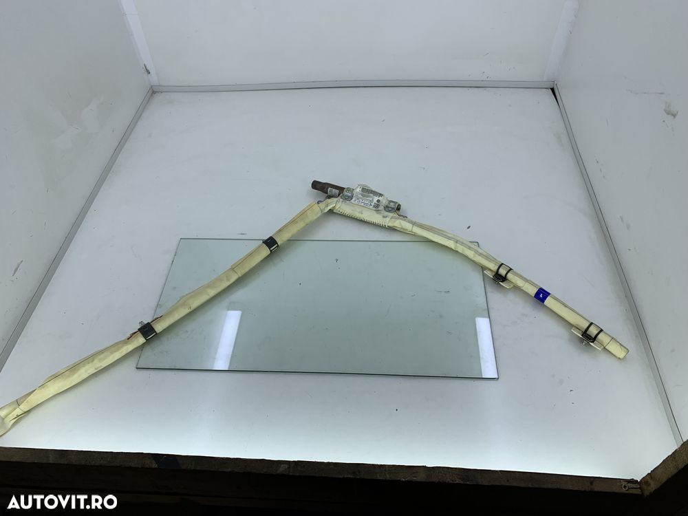 Dezmembrez Airbag cortina dreapta de pe VW GOLF 6 2008-2013 - 1