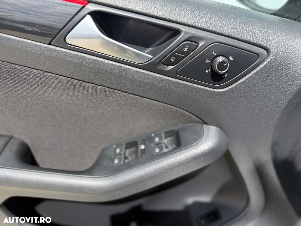 Volkswagen Jetta 2.0 TDI BlueMotion Technologie - 16
