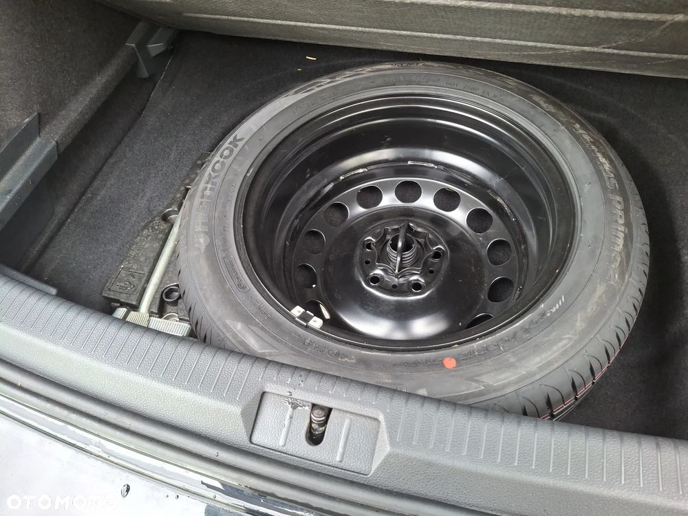 Volkswagen Golf 1.4 TSI BMT Comfortline - 25