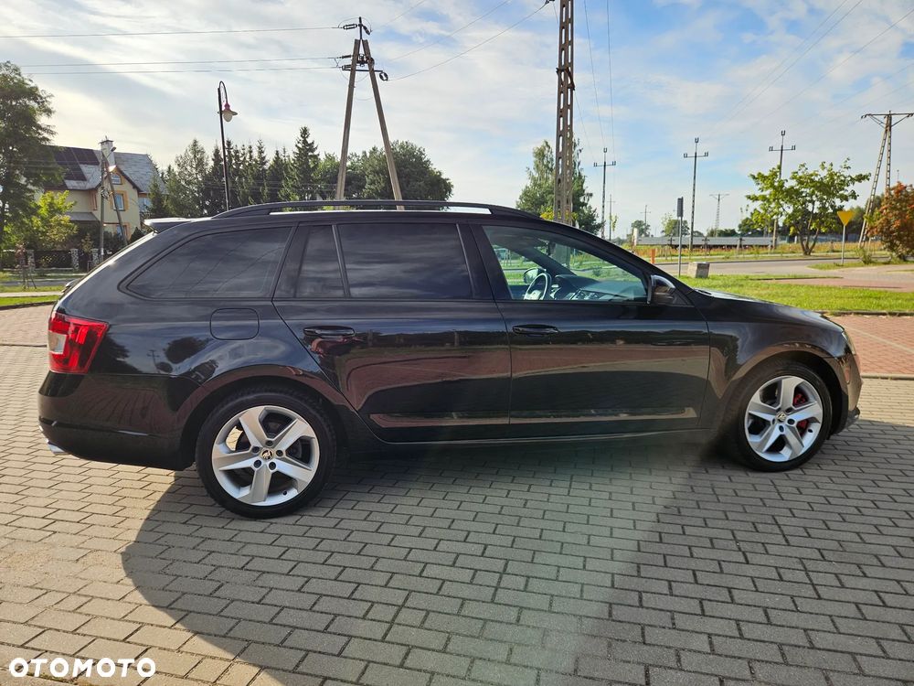 Skoda Octavia 2.0 TDI DSG RS - 7
