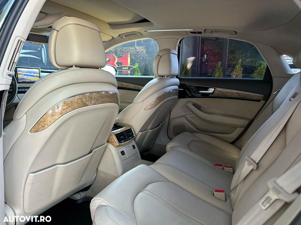 Audi A8 3.0 TDI DPF clean diesel quattro tiptronic - 8