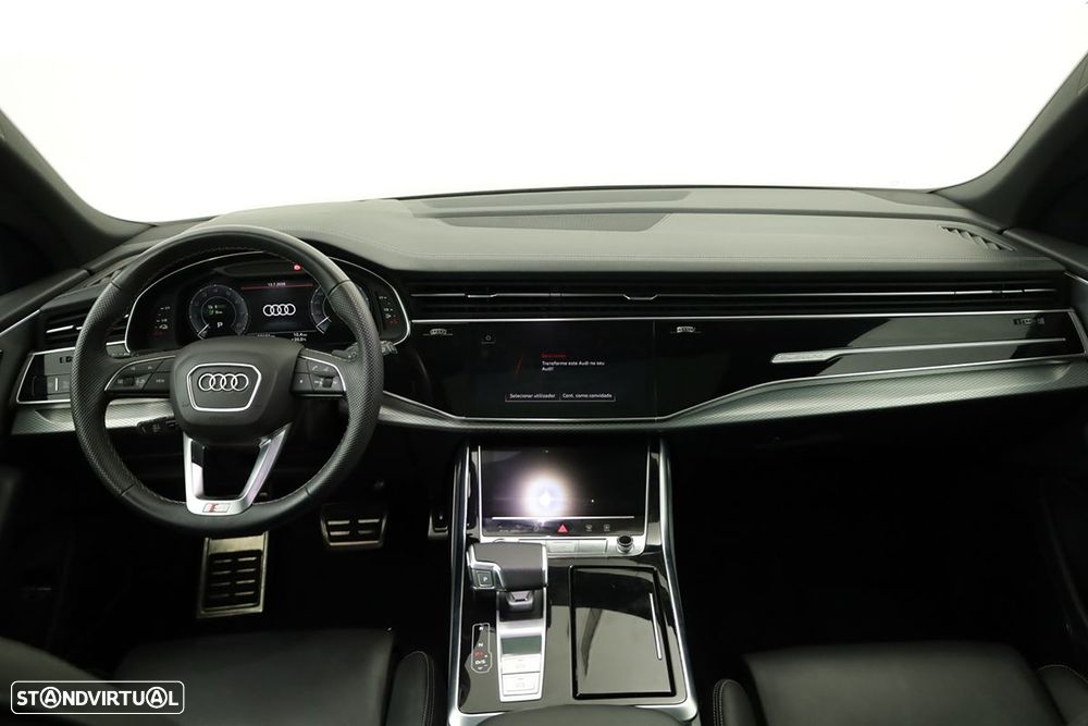 Audi Q8 55 TFSIe quattro Tiptronic - 9