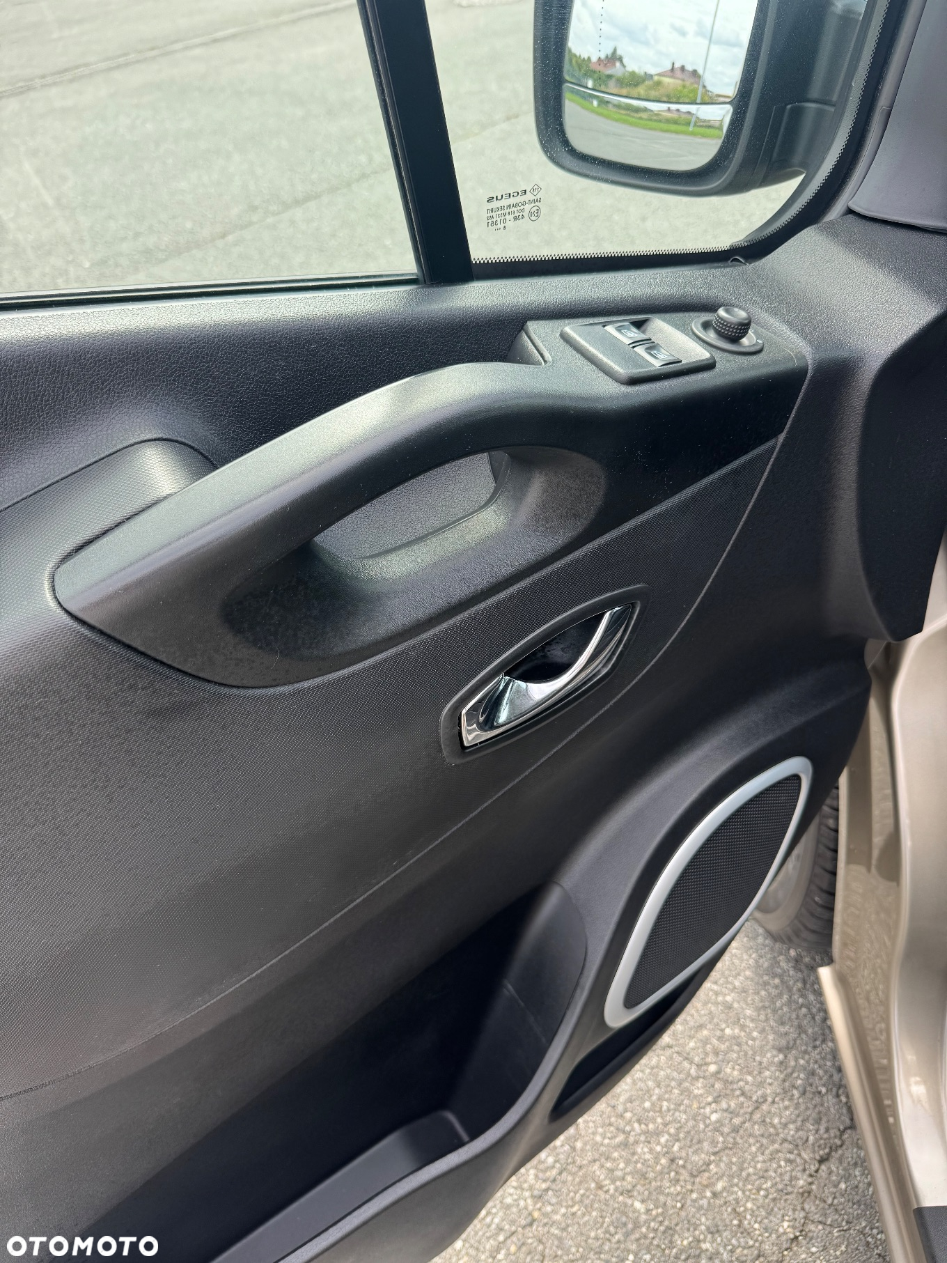 Opel Vivaro - 26