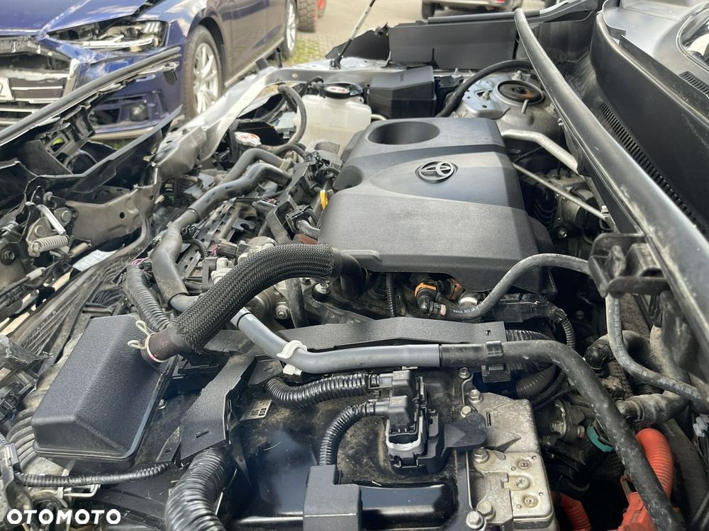 Toyota RAV4 2.5 Hybrid Comfort 4x2 - 18