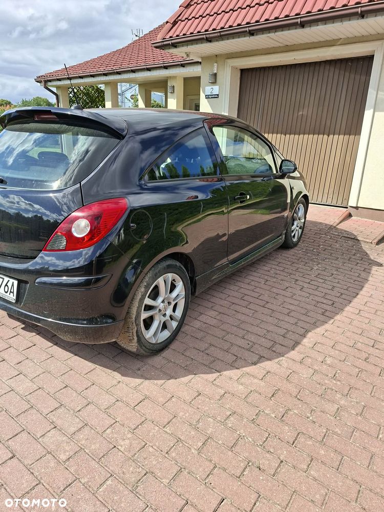 Opel Corsa - 4
