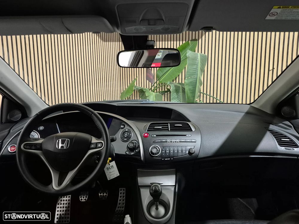 Honda Civic 1.4 Sport - 11