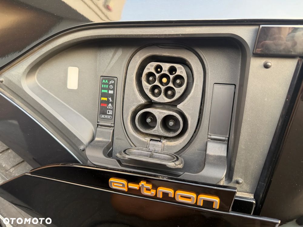 Audi e-tron 55 Quattro Advanced - 28