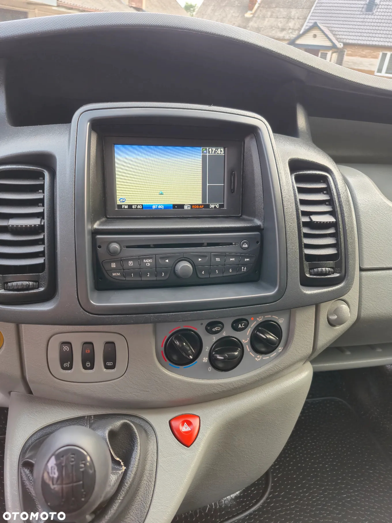 Renault Trafic - 19