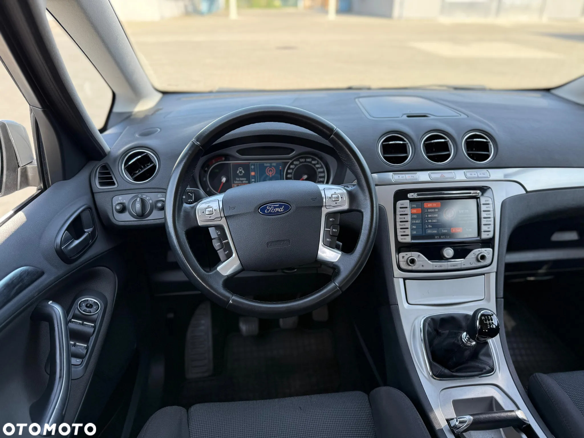 Ford S-Max 2.0 TDCi DPF Titanium - 14