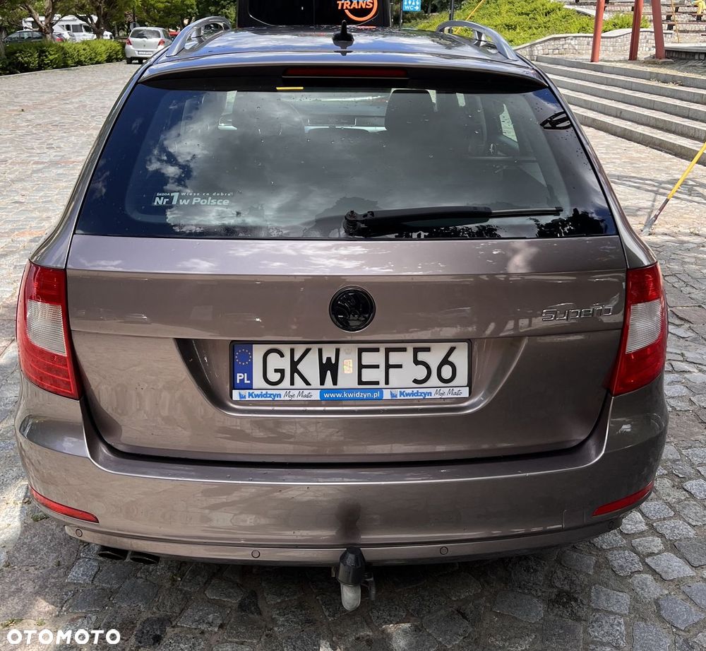 Skoda Superb 2.0 TDI Active DSG - 3