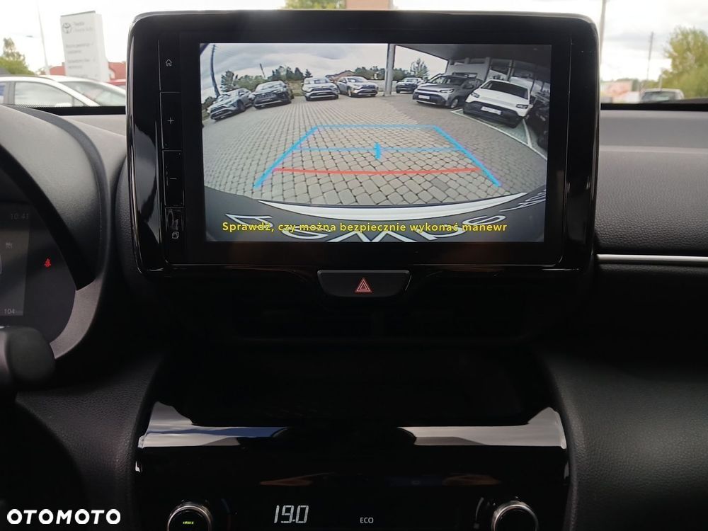 Toyota Yaris Cross Hybrid 1.5 Comfort - 30