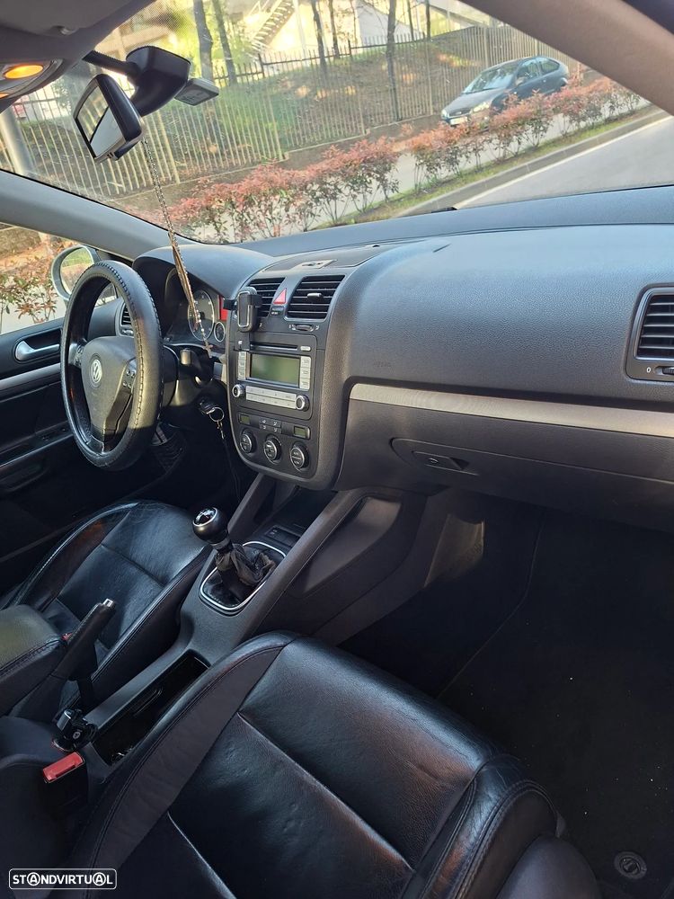 VW Jetta 1.9 TDi Trendline - 10