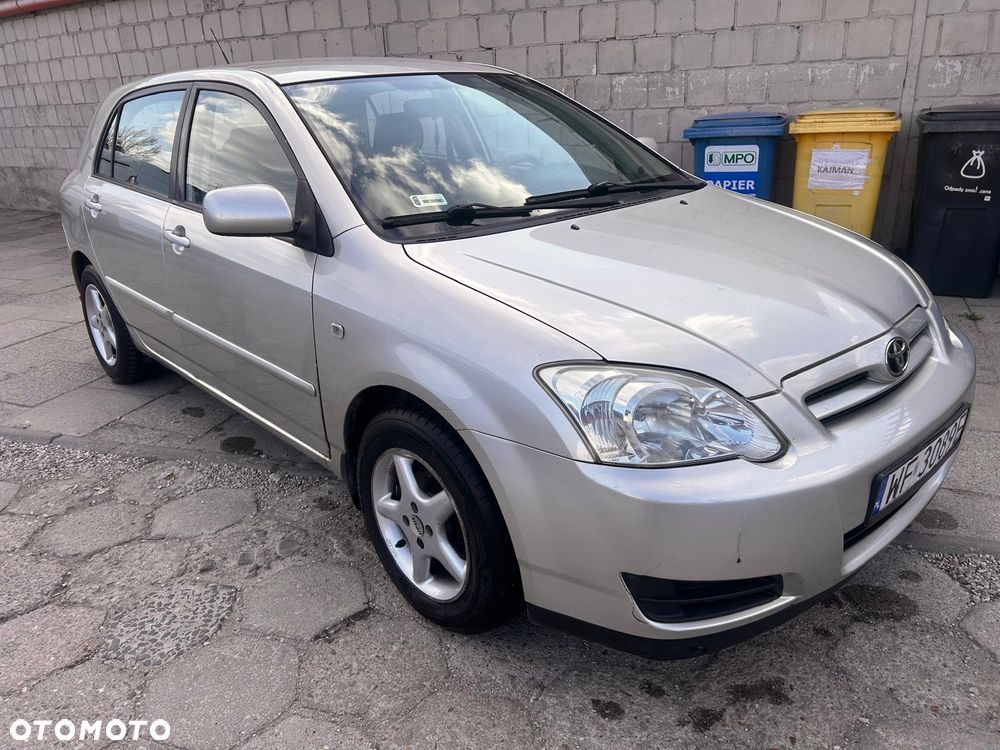 Toyota Corolla 1.4 D-4D Dynamic - 17