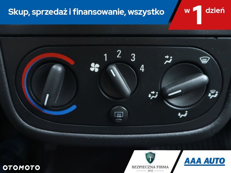 Opel Corsa - 18