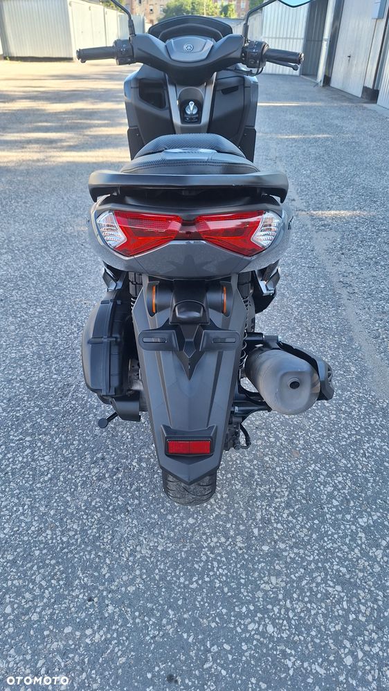 Yamaha NMAX - 9