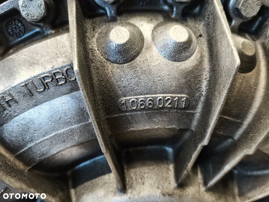 Zespół koła zamachowego Fendt 307 C {BF4M 2012E} - 6