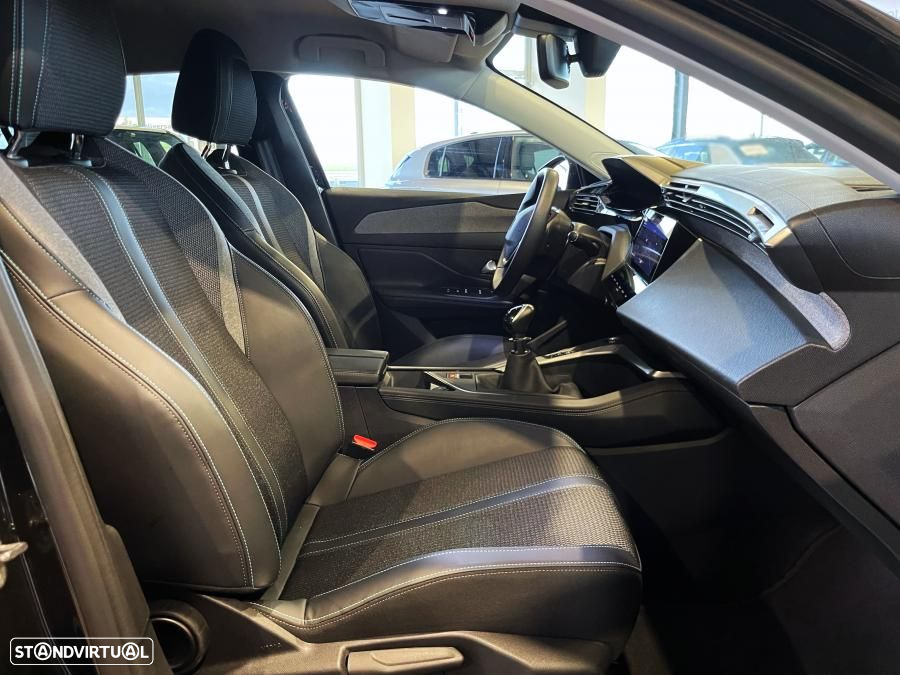 Peugeot 308 1.2 PureTech Allure Pack - 26