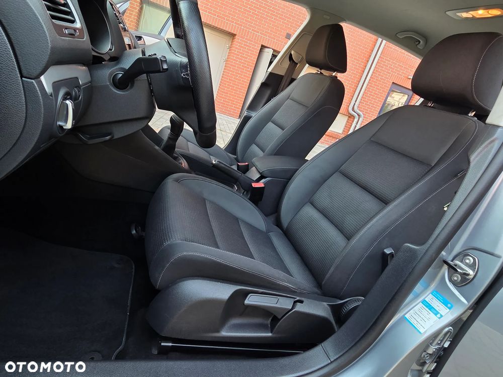 Volkswagen Golf 1.2 TSI BlueMotion Technology MATCH - 29