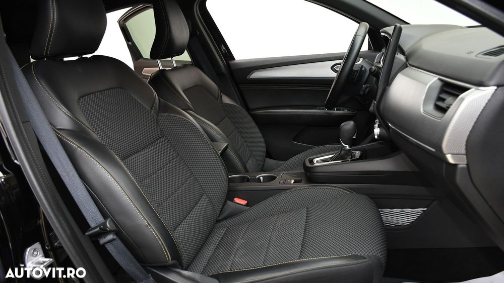 Renault Arkana TCe Mild Hybrid 140 EDC Techno - 10