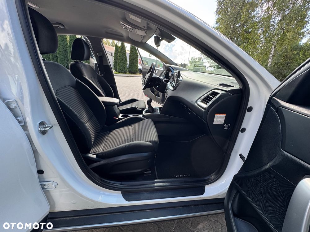 Kia XCeed - 6