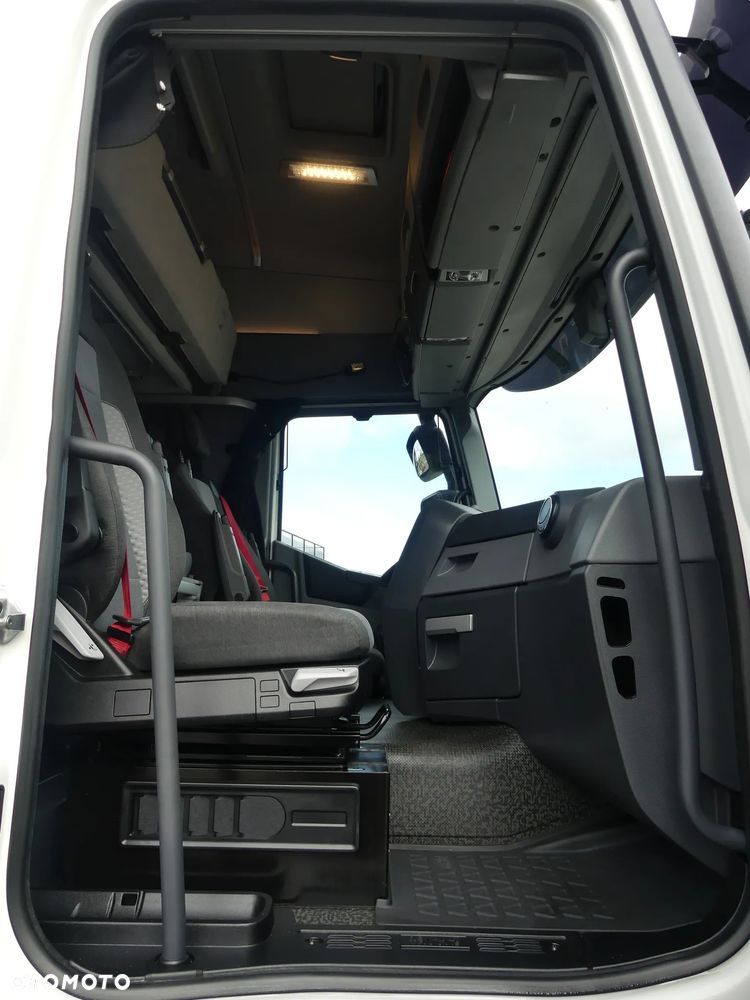 Renault EVO T380  6x2 / FIRANKA 9.42m + WINDA / 23 PALETY / EURO 6 / - 27