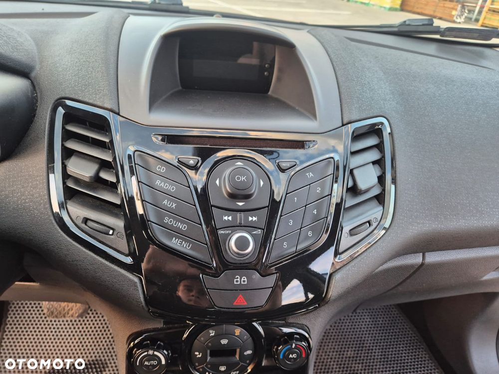 Ford Fiesta 1.6 Titanium MPS6 - 25