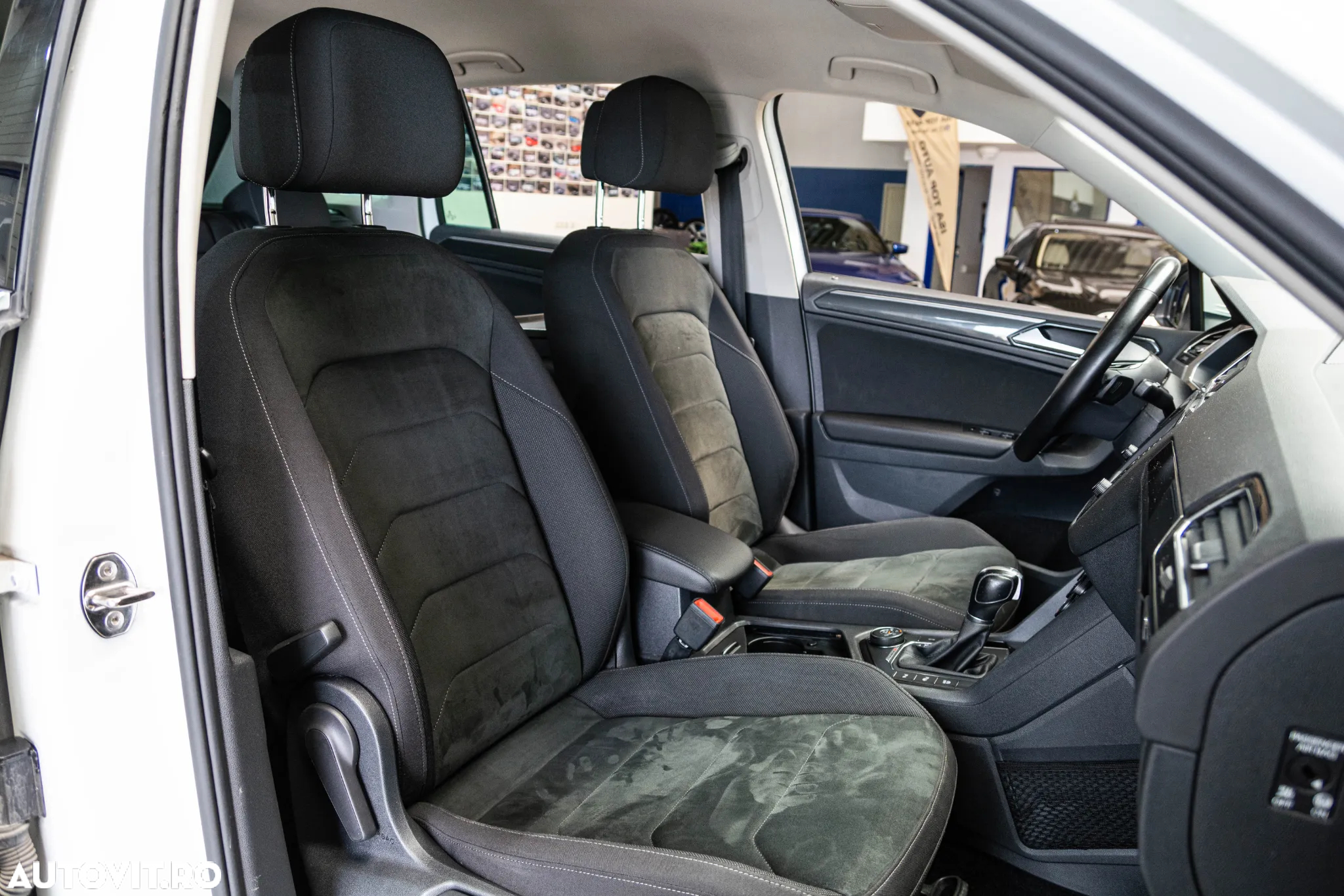 Volkswagen Tiguan 2.0 TDI 4Mot DSG Highline - 8