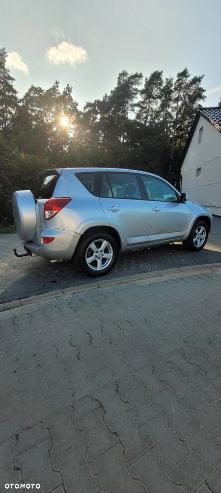 Toyota RAV4 2.2 D-CAT 4x4 Executive - 8