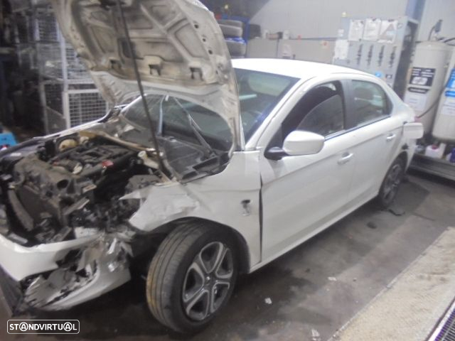 Carro MOT: BHY DV6FD CXVEL: BE45O CITROEN C ELYSEE 2017 1.6 BLUEHDI 99CV 4P BRANCO DIESEL - 3