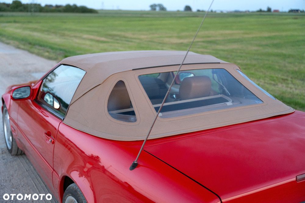 Mercedes-Benz SL - 15