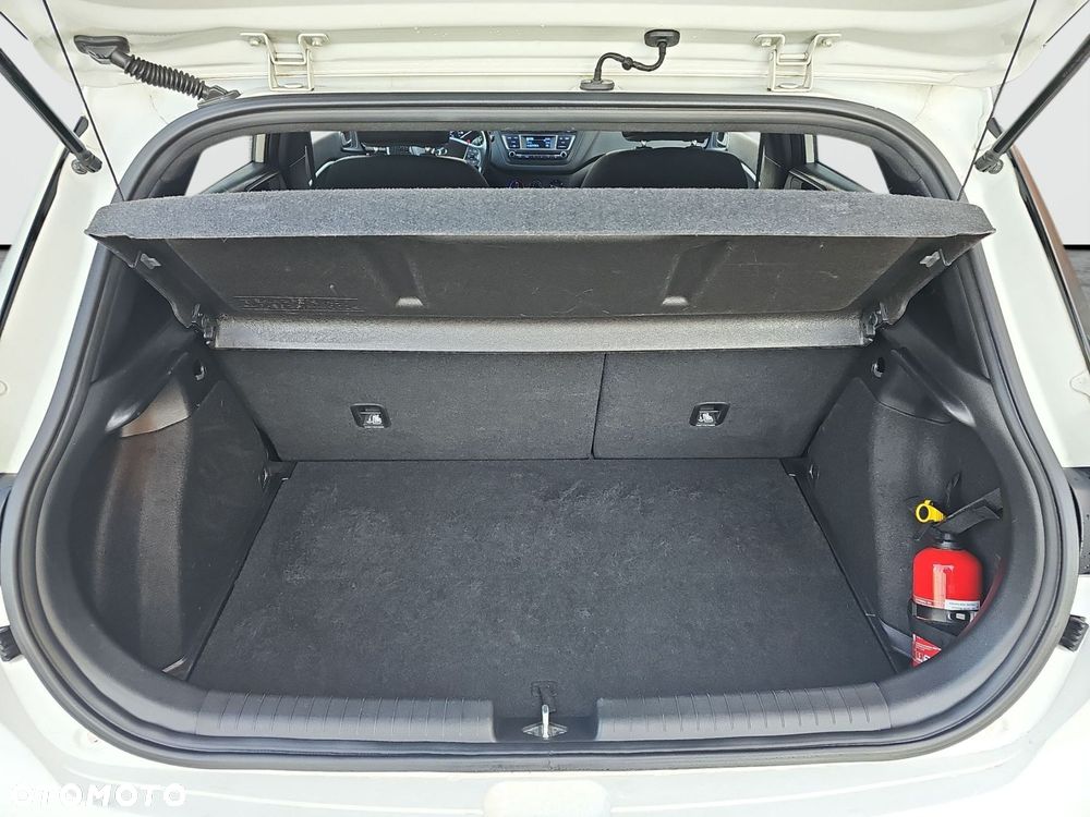 Hyundai i20 - 15