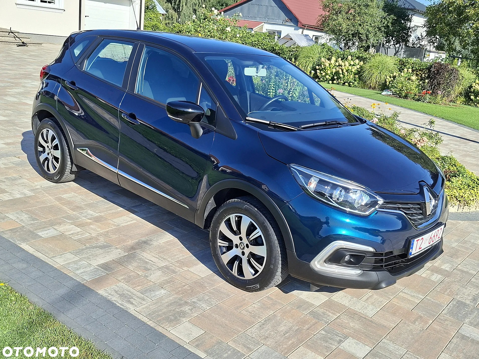 Renault Captur - 14