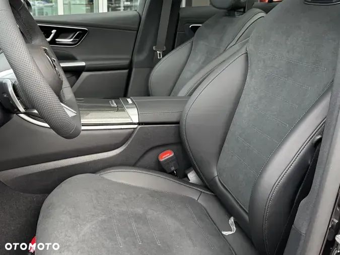 Mercedes-Benz GLC 200 4-Matic - 4