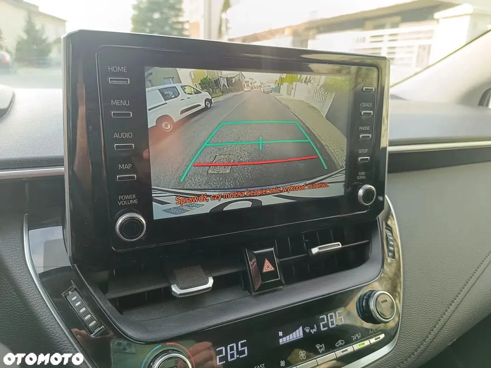 Toyota Corolla 1.6 Comfort - 23
