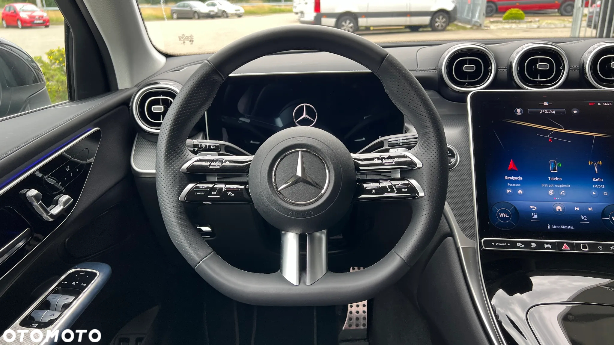 Mercedes-Benz GLC 300 e 4-Matic Avantgarde - 13