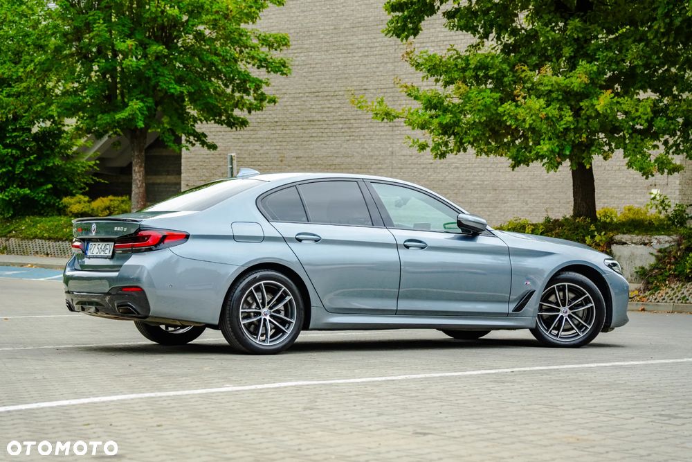 BMW Seria 5 520d xDrive MHEV M Sport sport - 6