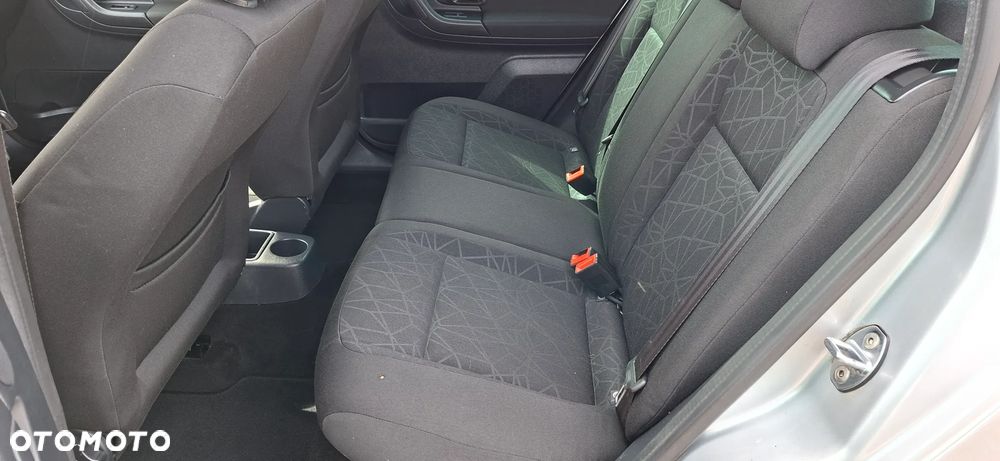 Skoda Fabia 1.2 TSI Family - 13