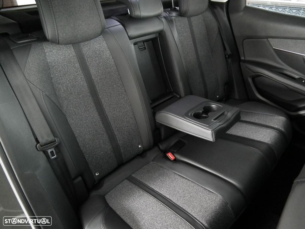 Peugeot 3008 1.5 BlueHDi Allure Pack - 16