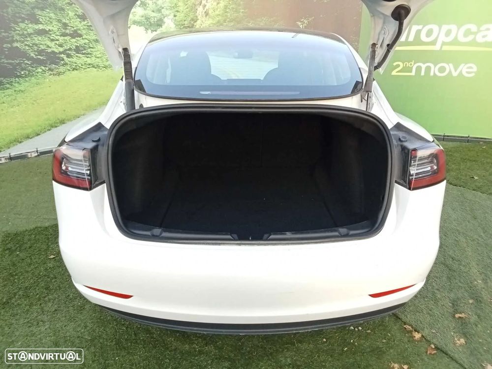 Tesla Model 3 Long Range Tração Traseira - 10