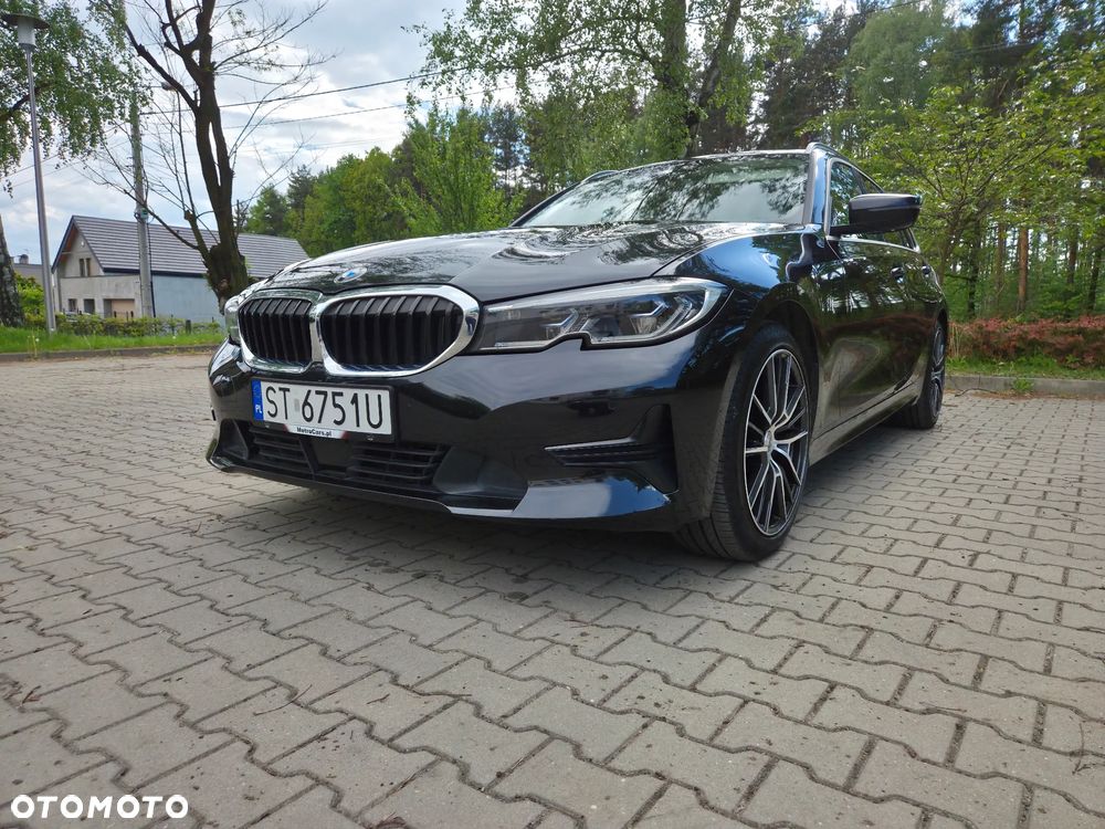 BMW Seria 3 320d xDrive Luxury Line Purity - 4